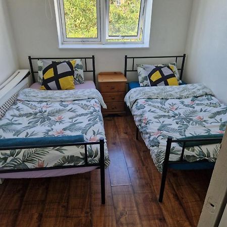 ロンドンTwin Bed For Guestsアパートメント エクステリア 写真
